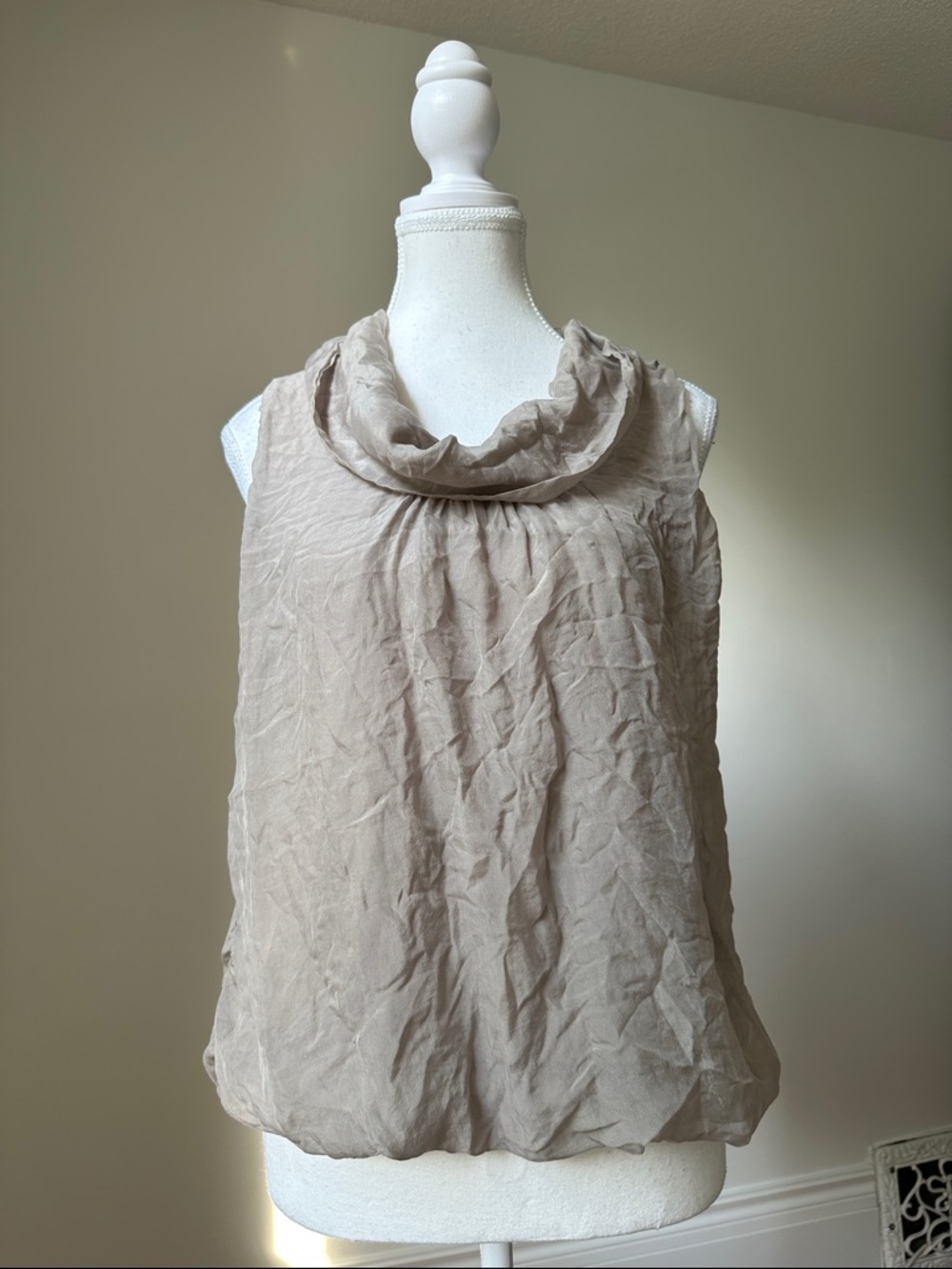 GIUSY Beige 100% Silk Italy Lagenlook Preppy Summer Cowl Neck Tank Top Small